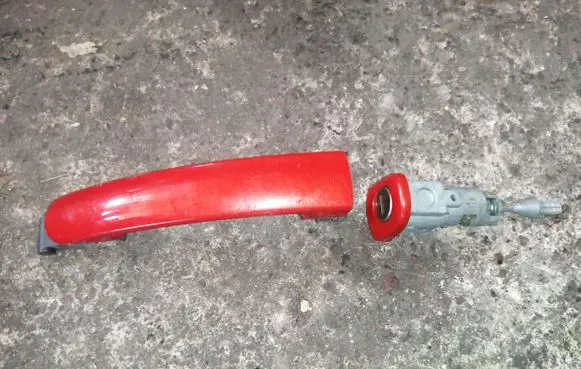 Volkswagen Up Front door exterior handle 5N0837205M