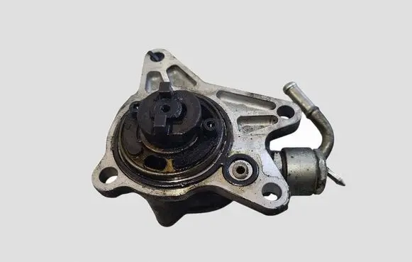 Mazda 6 Vacuum pump SH0118G00