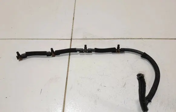 Volkswagen Tiguan Fuel return line/hose NOCODE