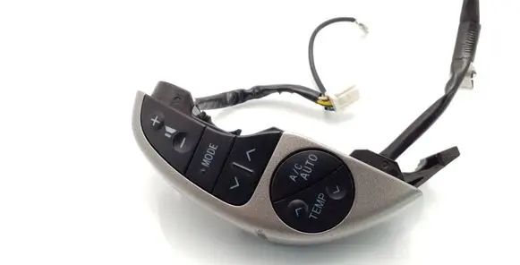 Toyota Prius (XW20) Steering wheel buttons/switches F70CV142 6N104 SN1G4