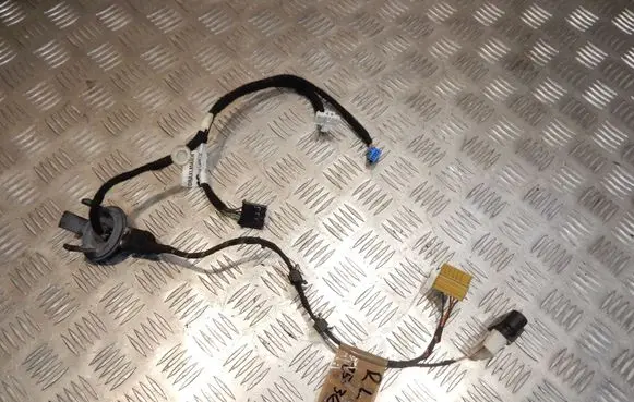 Mercedes-Benz S W221 Rear wire harness sleeve A2214407610 MERCEDESBENZ 2536