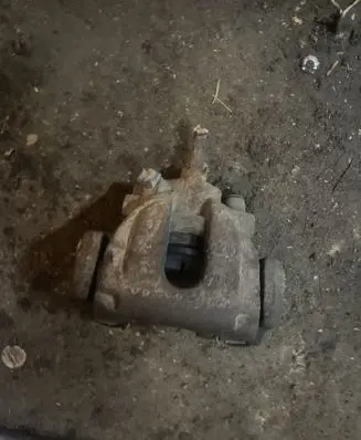 Volvo S80 Rear brake caliper