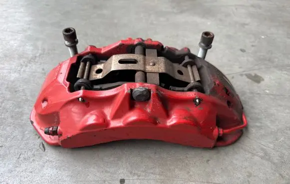 Front brake caliper