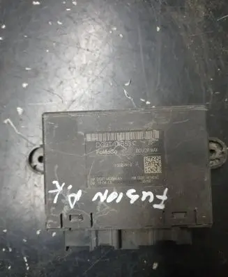 Ford Fusion II Door control unit/module 10022910