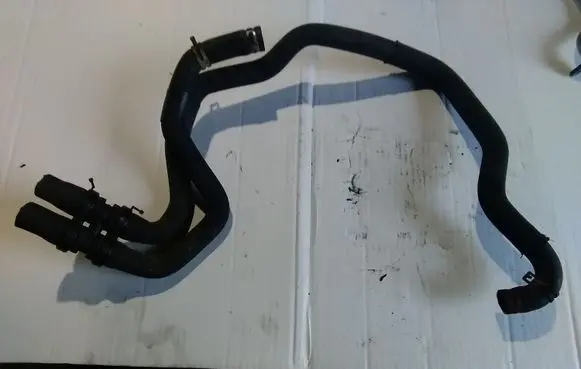 Renault Scenic II - Grand scenic II Engine coolant pipe/hose