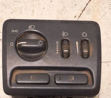 Light switch