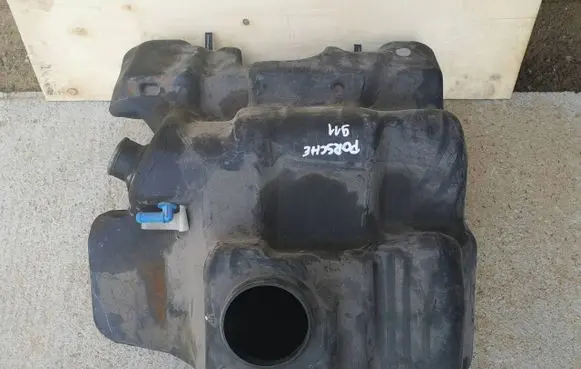 Porsche 911 996 Fuel tank 99620102201