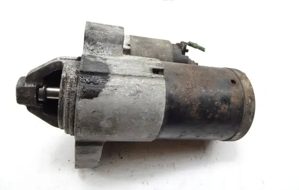Citroen C4 II Picasso Starter motor 9801667780 M000T22473