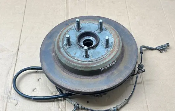 Dodge Durango III Rear wheel hub 04877112AC