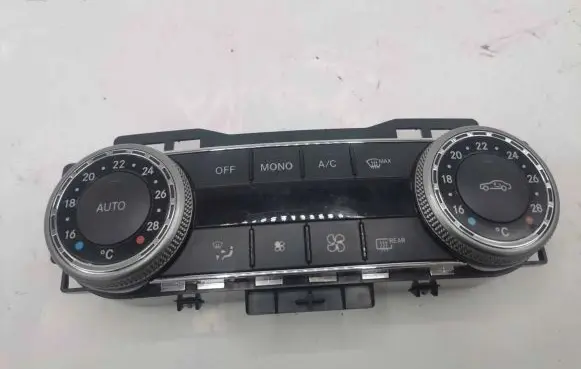 Mercedes-Benz C W204 Climate control unit 2048300590 380700 02HW4107