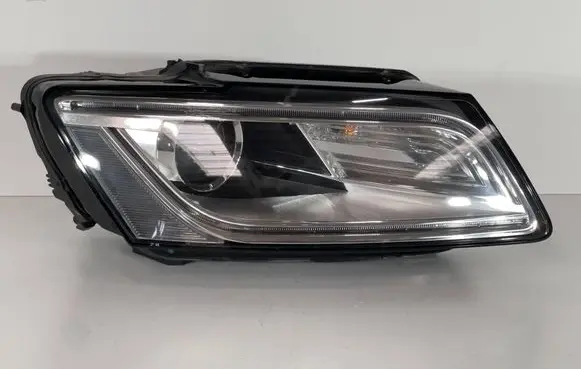 Audi Q5 SQ5 8R Headlight/headlamp 8R0941006C 90038851 1405801102A