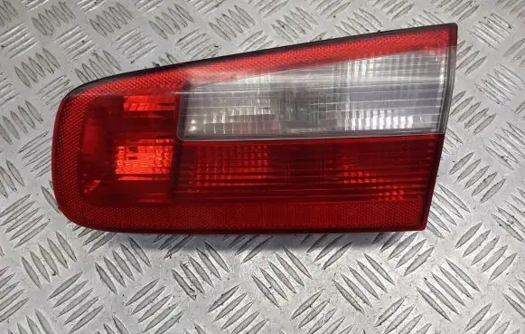 Renault Laguna II Rear/tail lights 8200002476