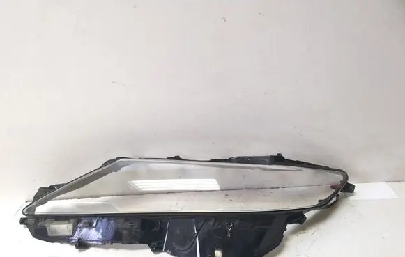 Toyota Camry Headlight lense 33231