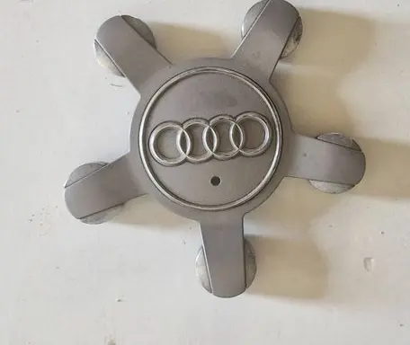 Audi A6 S6 C6 4F Original wheel cap 8R0601165
