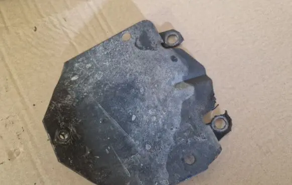 Volkswagen Golf II Other cylinder head part 028145809A 068145809C 028145809