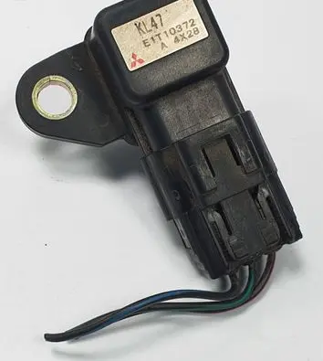 Mercedes-Benz A W176 Air pressure sensor E1T10372