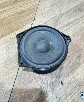 Mercedes-Benz C W205 Front door speaker A2058200402