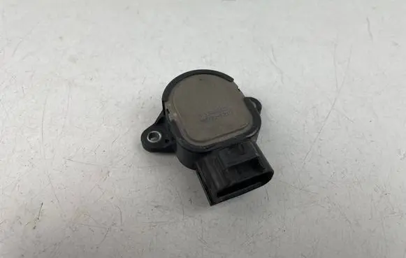 Subaru Legacy Intake manifold valve actuator/motor 22633AA210 1985001210