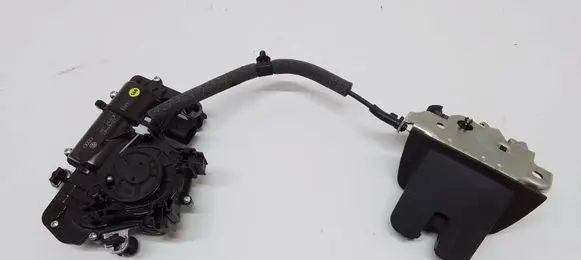 Audi A4 S4 B9 Tailgate/trunk/boot lock/catch/latch 3V5827887B 4M0827506D