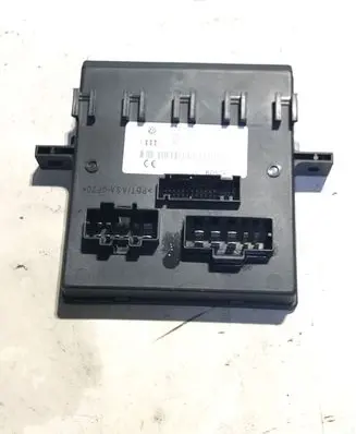 Audi Q7 4L Comfort/convenience module 4F0907279 F005V00619