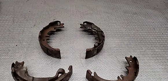 Toyota RAV 4 (XA20) Handbrake/parking brake pads 