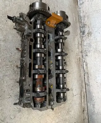 Opel Adam Engine head 