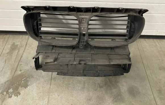 BMW 7 F01 F02 F03 F04 Radiator support slam panel 7183854 7577471 7577470