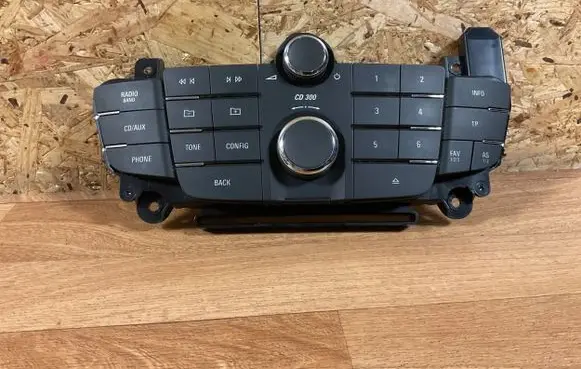 Opel Insignia A Head unit multimedia control 13273252 0901060028C