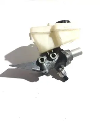 Mercedes-Benz ML W164 Master brake cylinder 26415600104 628210010