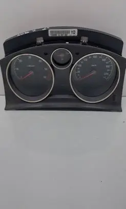 Opel Zafira B Speedometer (instrument cluster) 13309003