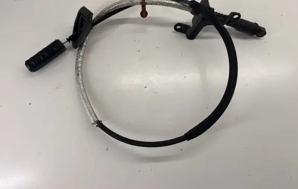 Jeep Grand Cherokee Gear shift cable linkage 68304003AB 68394556AB 68391489AB