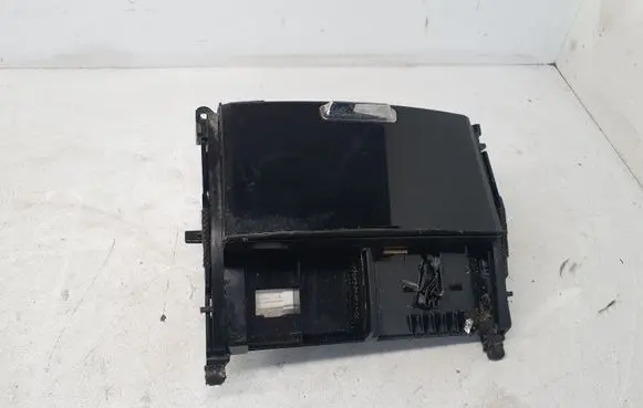Lexus IS 220D-250-350 Ashtray (front) 1A421032G
