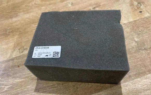 Land Rover Discovery 5 Fender foam support/seal CPLAC2159EB 19097