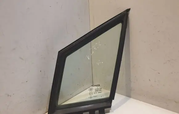 Toyota Corolla Verso AR10 Front door vent window glass four-door 43R00097