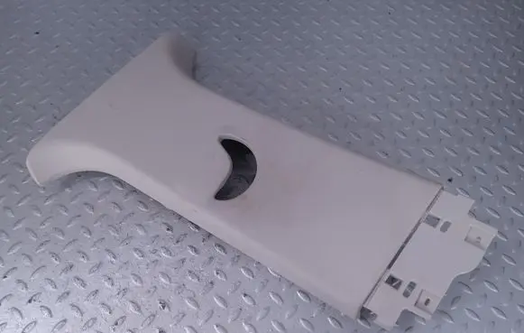 (B) pillar trim (top)