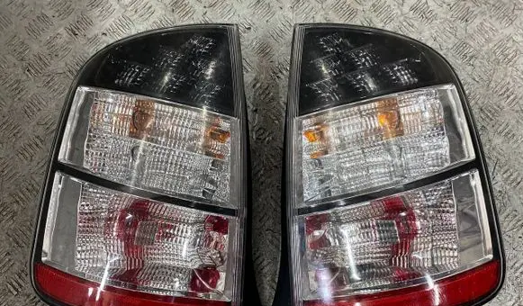 Toyota Prius (XW20) Rear/tail lights set PRIUSXW20 HAMU4079754