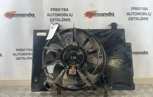 Ford Ecosport Electric radiator cooling fan 8V618C607EJ