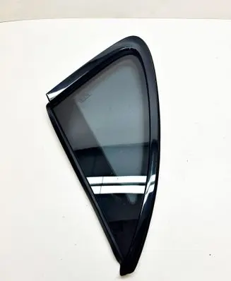 Porsche Macan (95B) Rear side window 95B845298