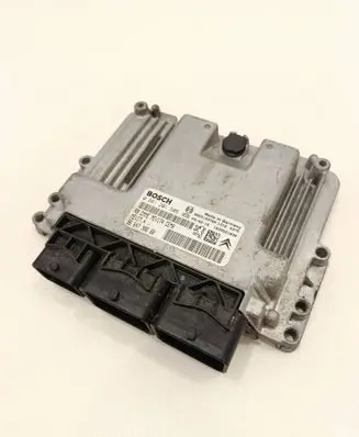 Peugeot 308 SW Engine control unit/module 9664738680 9663193780 0261201505