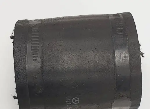 Mercedes-Benz ML W163 Engine coolant pipe/hose 1635013282