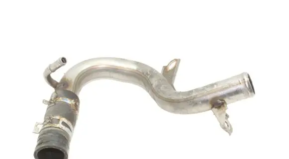 Toyota Auris 150 Engine coolant pipe/hose