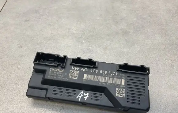 Audi A7 S7 4G Tailgate/trunk control unit/module 4G8959107H
