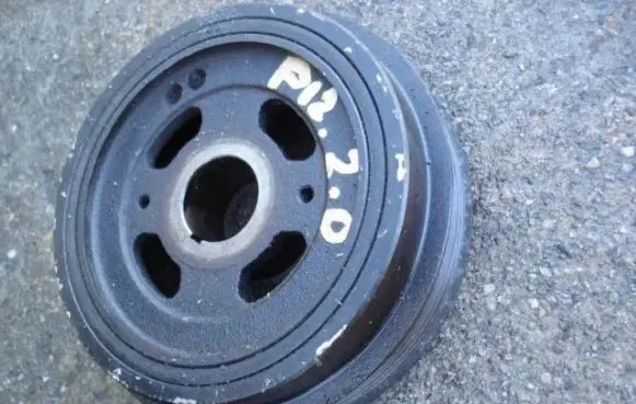Nissan Primera Crankshaft pulley