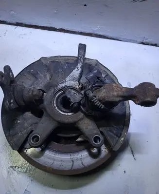 Mercedes-Benz A W168 Front wheel hub
