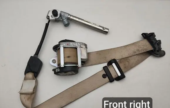 Maserati Ghibli Front seatbelt 6700014270