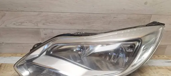 Ford Focus Headlight/headlamp