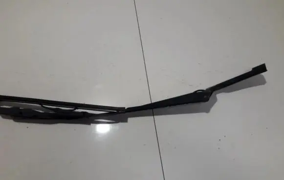 Volkswagen Polo III 6N 6N2 6NF Front wiper blade arm 6N1955409