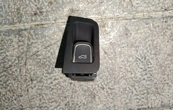 Audi A6 S6 C7 4G Tailgate opening switch 4G2959830