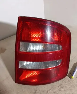 Skoda Fabia Mk1 (6Y) Rear/tail lights 6Y9945112 6Y9945096