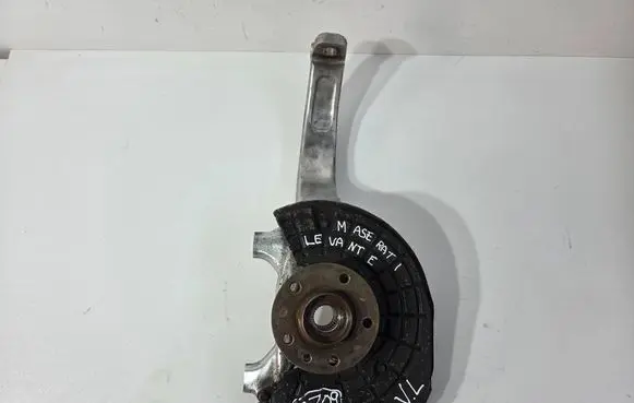 Maserati Levante Front wheel hub spindle knuckle 670034829